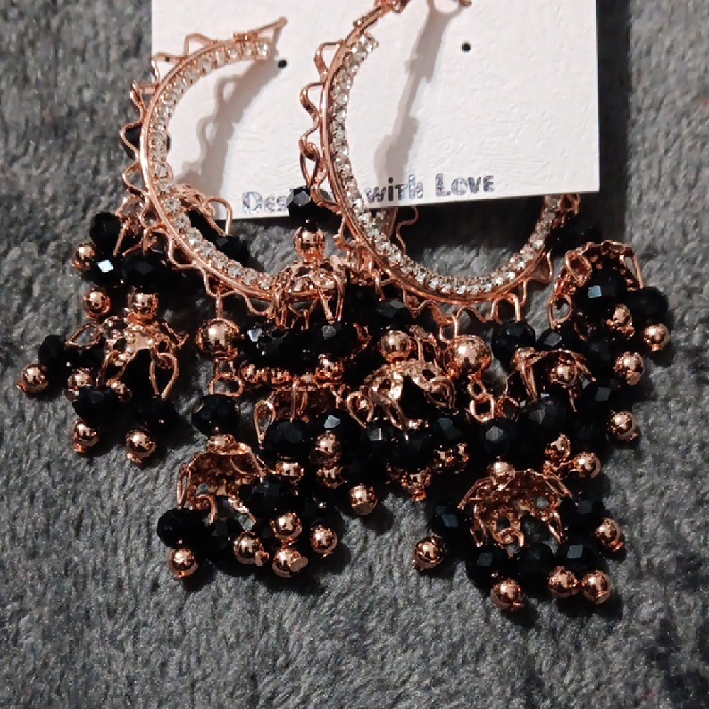 Elegant Black and Gold Hoop Earrings
